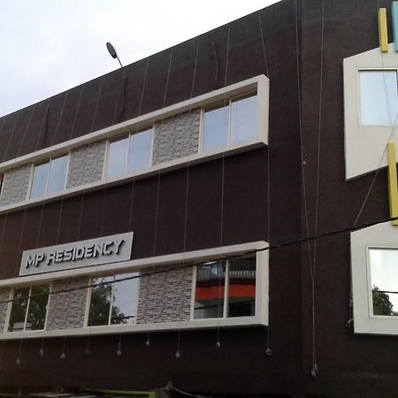 Mp Residency Ujaim Exterior foto